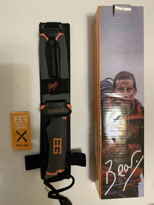 Cutit supravietuire Bear Grylls