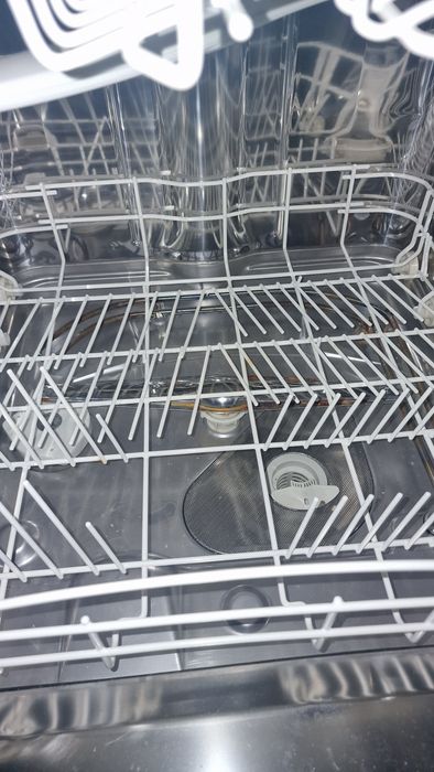 Продам посудомоечную машину UNIT