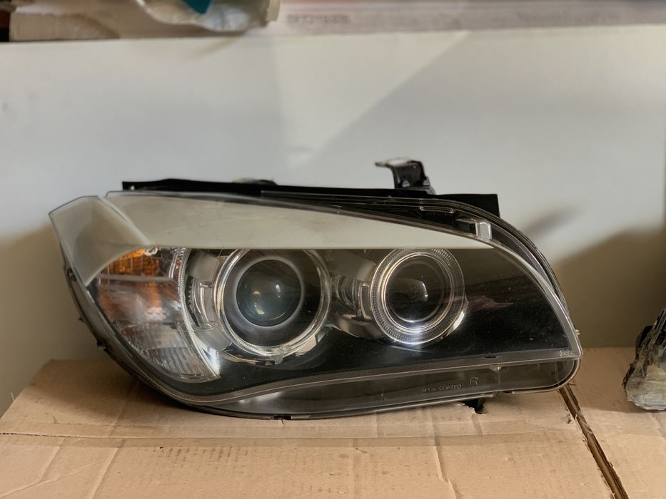 Faruri Bmw X1 e81  2010