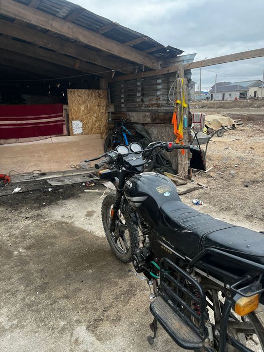 Мотоцикл GSX suzuki жсх