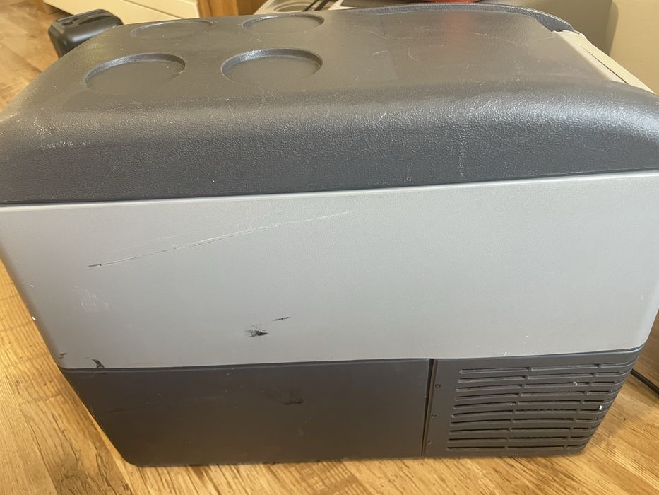 Компресорен хладилник за автомобил кемпер каравана