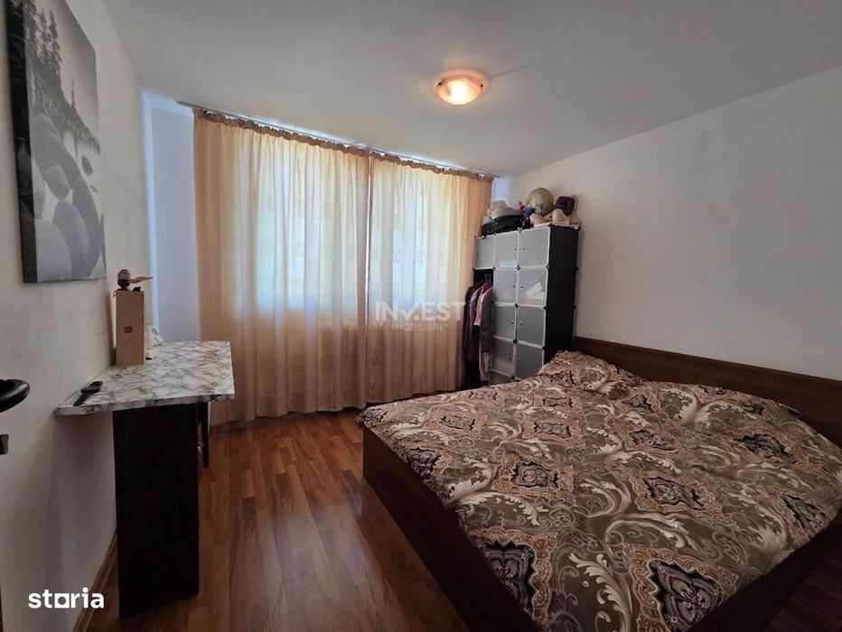Apartament 3 camere, etaj intermediar, Piata Voievozilor Alexandru cel