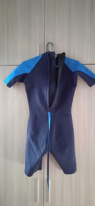 Детски неопренов костюм
