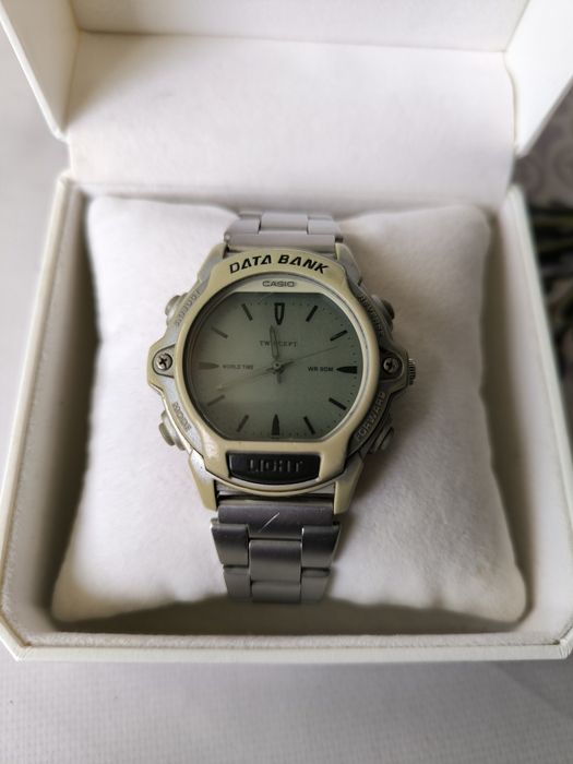 Продавам Casio ABX-23