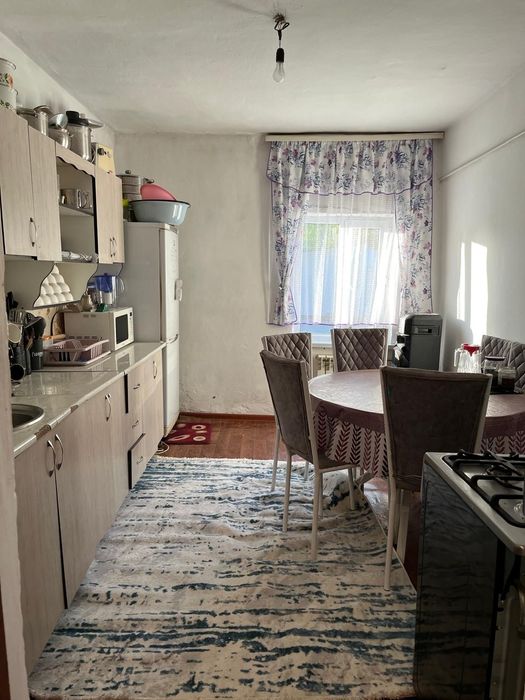 Продам дом в среднем состоянии