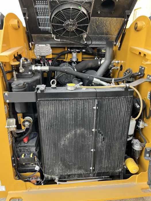 Продам  минипогрузчик,бобкат,барсик