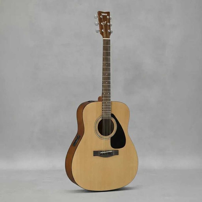 Электроакустическая гитара Yamaha FX310А II
