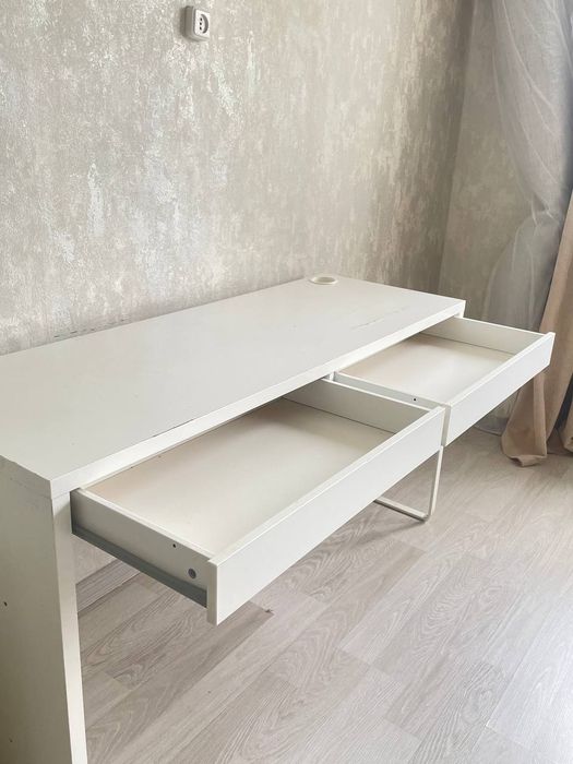 Стол компьютерный IKEA