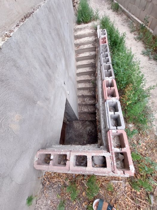 Үй сатылады 200 кв