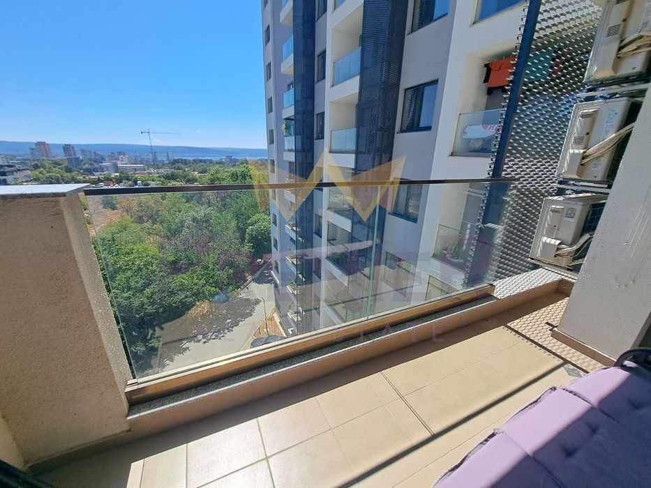 Дава се под наем Тристаен апартамент в Варна, Възраждане 1 - 97 кв.м за 663 € - Снимка #12