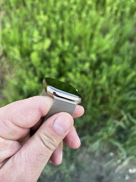 Apple watch 11, 46 mm. Gold Milanese