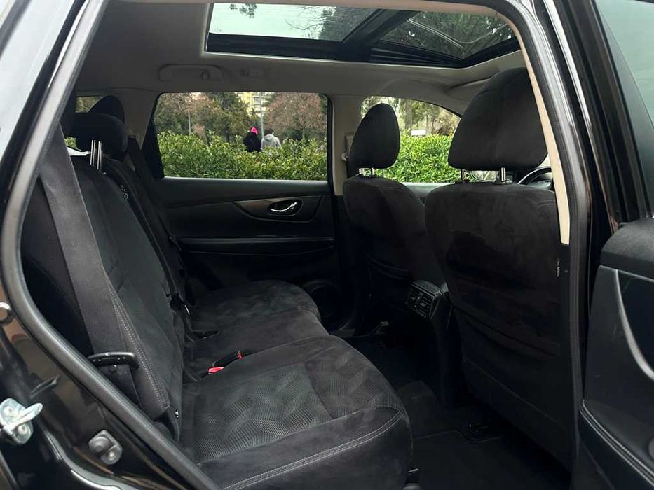 NISSAN X-Trail 4x4 an 2016 -7 LOCURI-1,6 Diesel-Extra Dotari-CA NOUA‼️