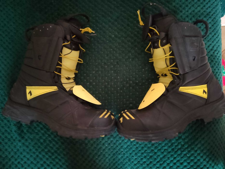 Пожарникарски обувки HAIX