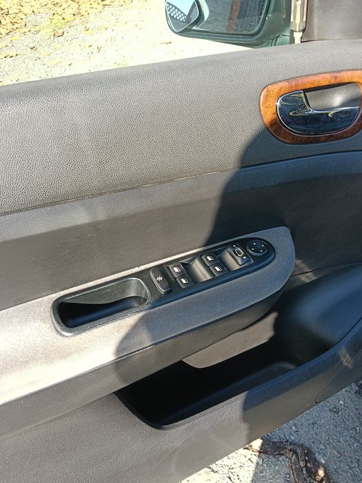 Vând Peugeot 307 D 2000