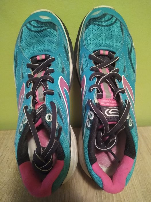 Маратонки, дамски