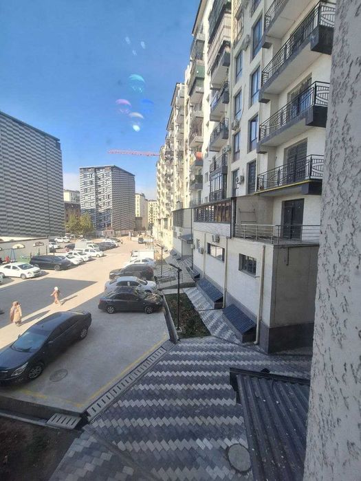 1 хонали квартира капитал ремонт сотилади Эшонгузар сити 30м2