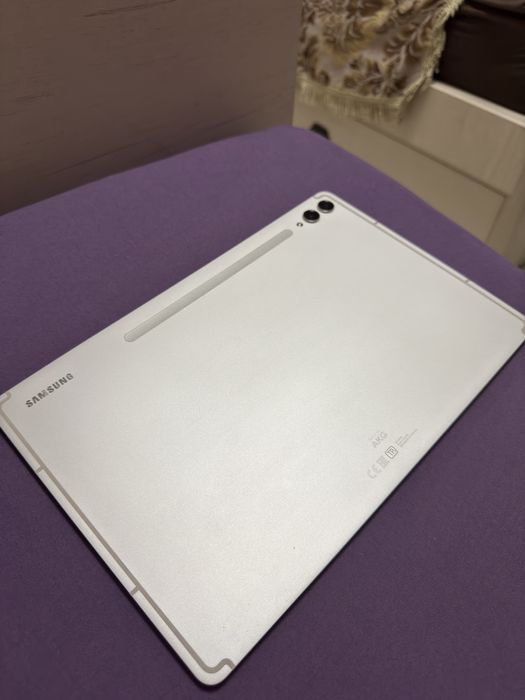 Samsung Galaxy tab S9 plus