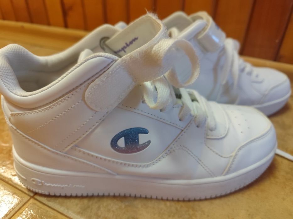 Маратонки Champion, подходящи за момиче - номер 37,5