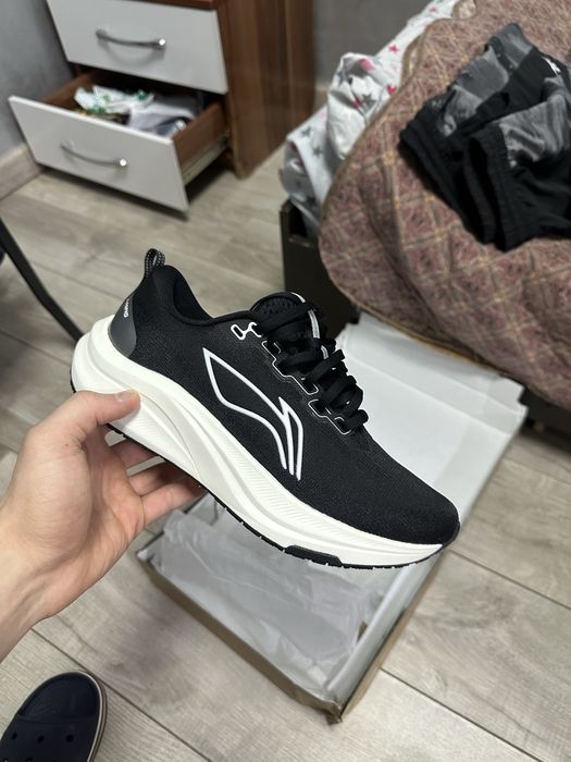 LINING оригинал новый