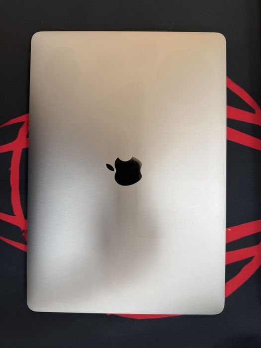 MacBook Pro M1 256гб