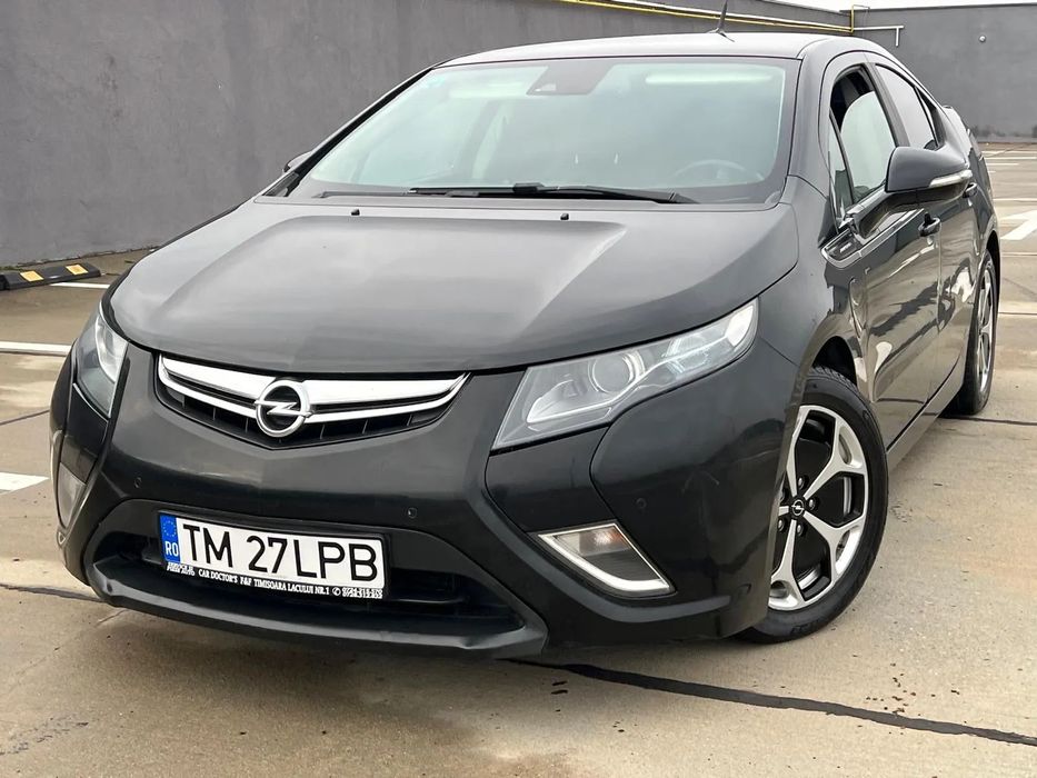 Opel Ampera Opel Ampera din 2012 Automată  Plug-in Hybrid si benzina,motor 1,4