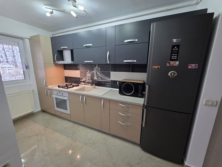 Inchiriez apartament 2 camere