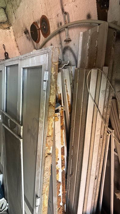 Пластик терезелер