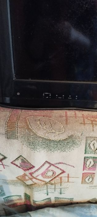 Телевизор на запчасти