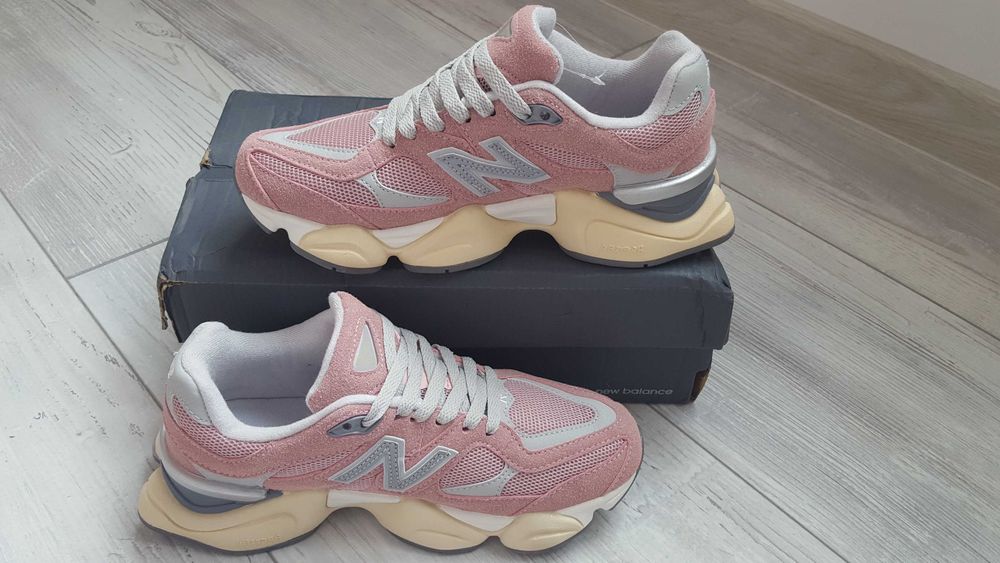 Нови розови дамски маратонки New Balance 9060 U9060HSP р-р 39