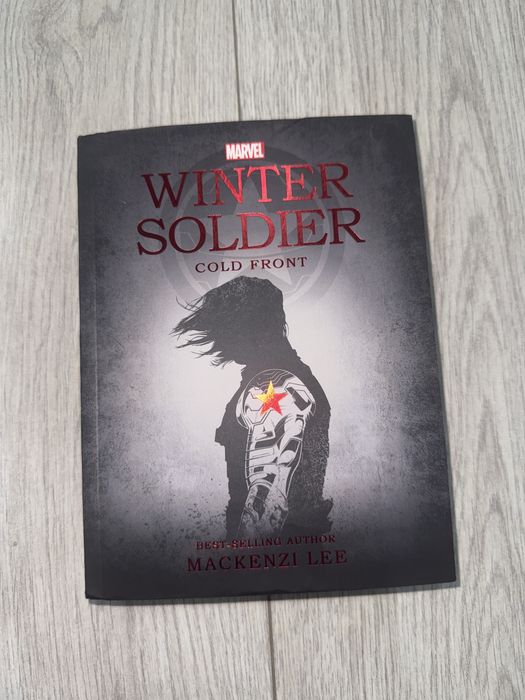 Книга на английском Winter Soldier Cold Front Mackenzi Lee