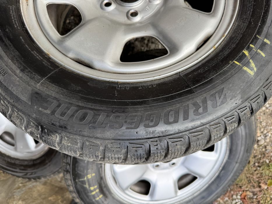 Джанти с зимни гуми Subaru