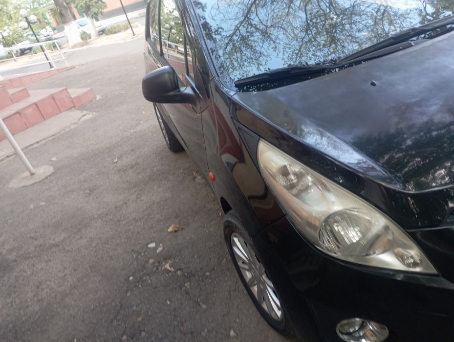 Chevrolet spark .