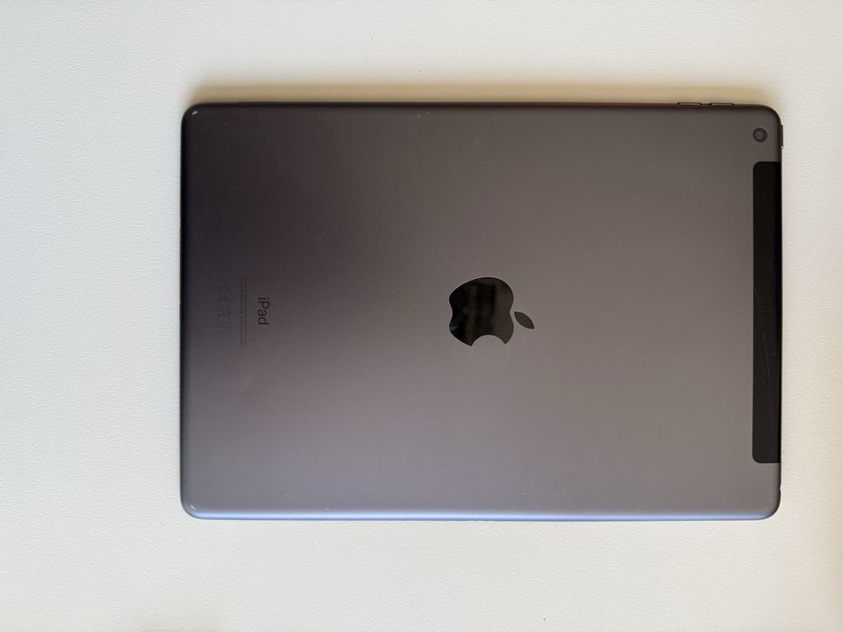 iPad 8th 2020 Wifi + Cellular