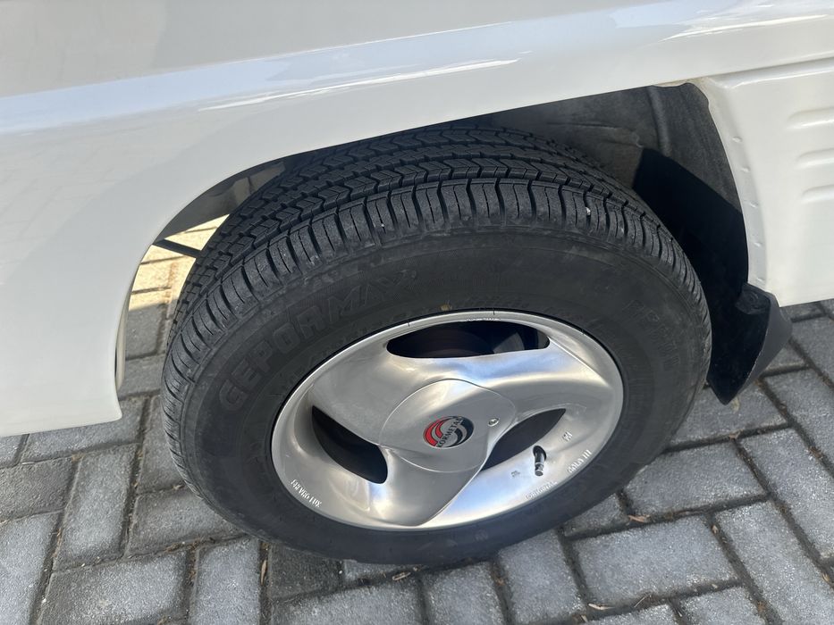 Damaz packa navarod qilingan tozza