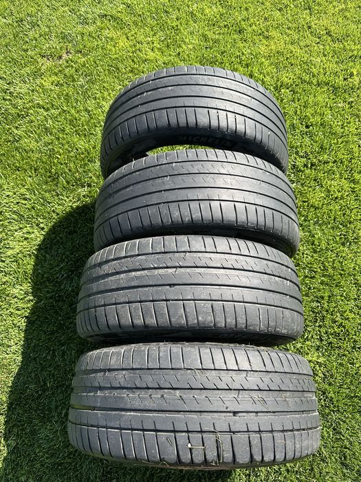 Michelin Pilot Sport 4 T1 235/45/18