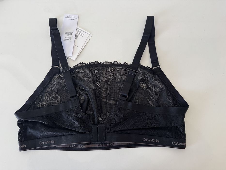 Calvin Klein M размер, Л размер