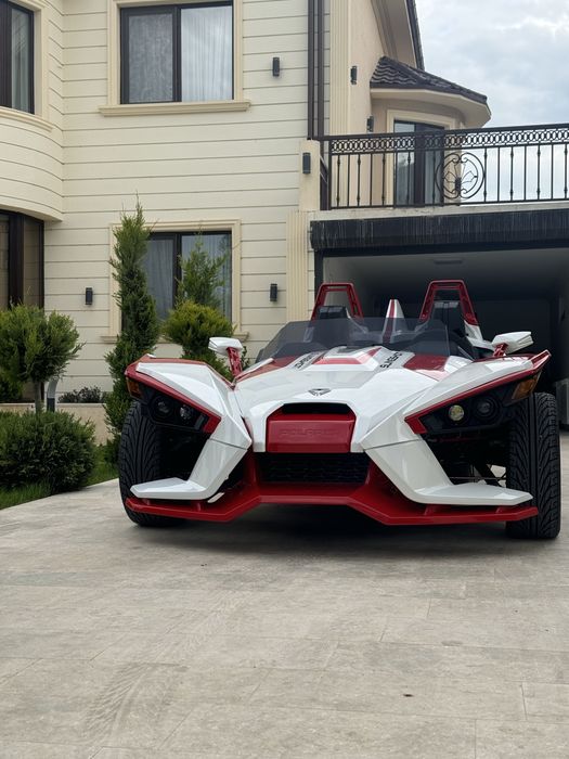 Polaris Slingshot Ca noua