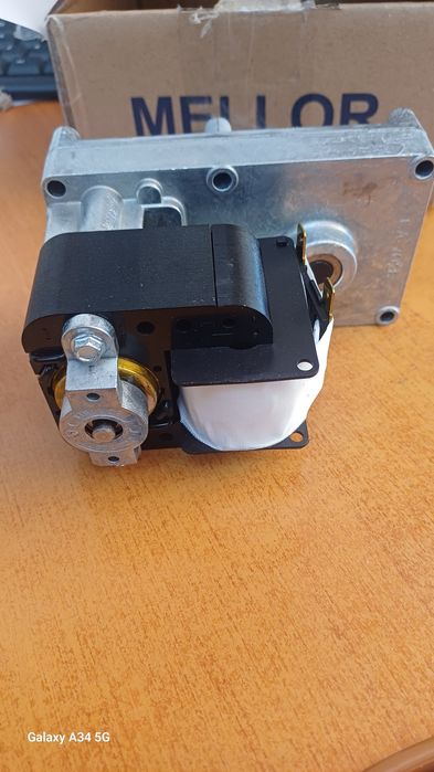 Motoreductor nou centrale cazane peleti cu rotita de rezerva 4 rotatii