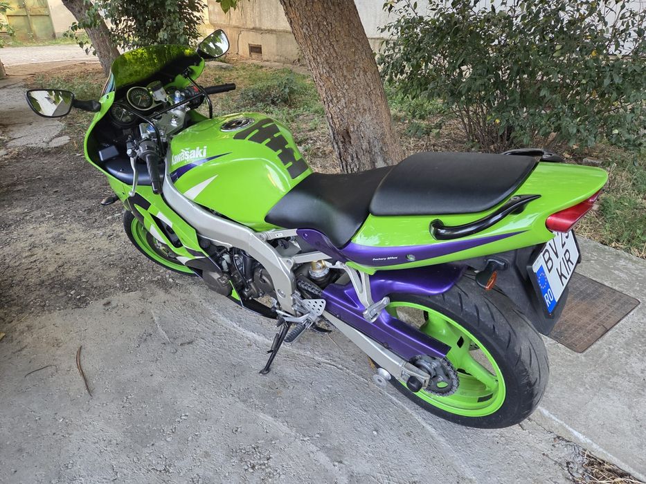 Kawasaki zx6r stare originala,impecabil..