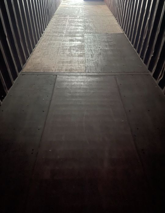 Продается контейнера