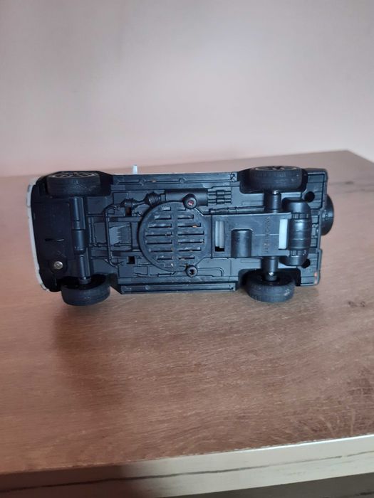 Количка Мерцедес G-класа, Джип полиция колекционерска мащаб 1:42