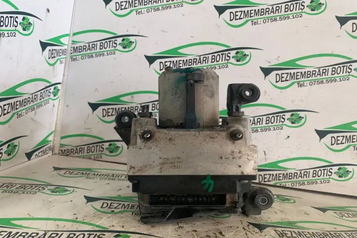 Pompa ABS 8D0 614 111 Audi A4 1999 1.9 TDI MT (110 hp)