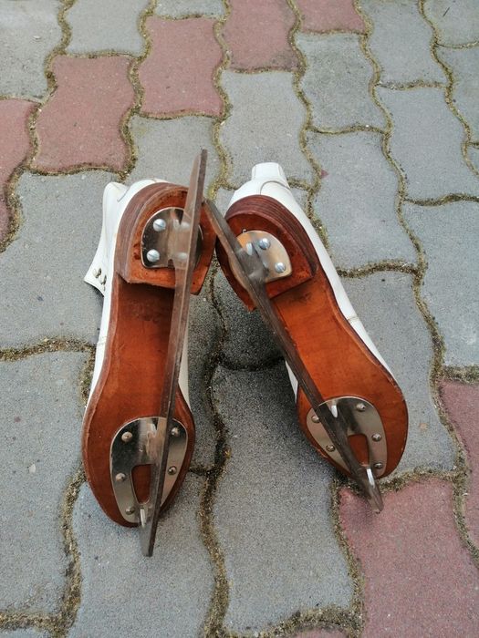 Patine Kristal mărimea 40