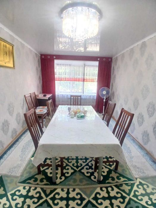 3х ком .квартира Парковая 60