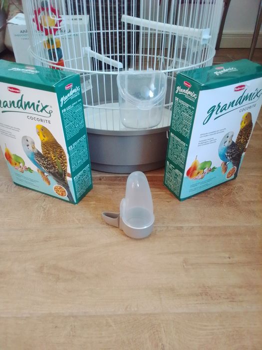 Cușcă de peruș plus 2 cuti cadou de mâncare