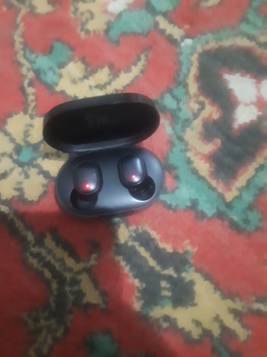 Mi naushnik  sifati yaxshi sronchna sotiladi