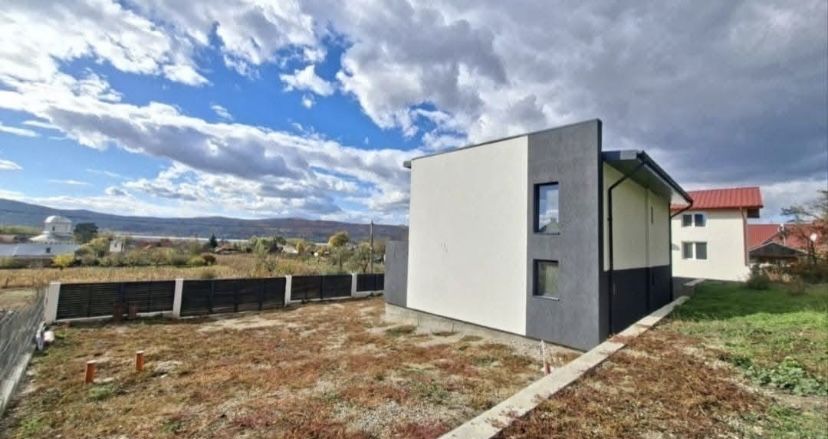 Casa noua 2025 de vanzare