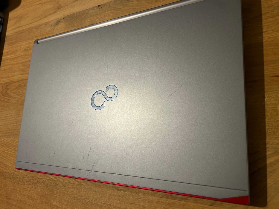 Laptop Fujitsu Lifebook E754, I5, 16GB RAM, 180GB SSD