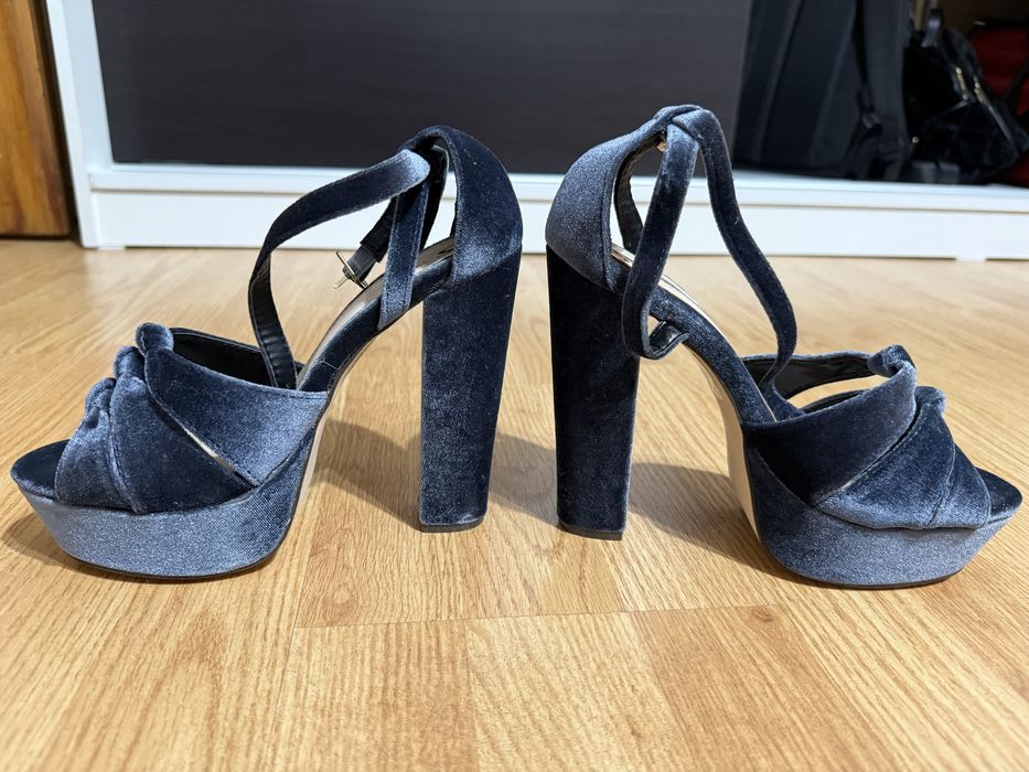 Sandale cu toc gros catifea bleumarin/albastru
