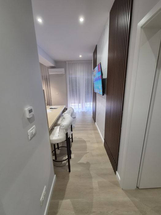 Dau in chirie apartament nou zona centrala